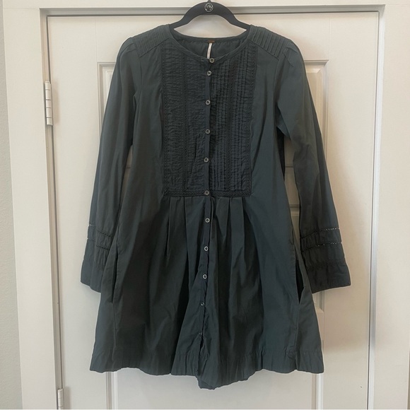 Free People Dresses & Skirts - Free People Navy Lace Button Up Long Sleeve Dress Size Medium‎ 100% Cotton